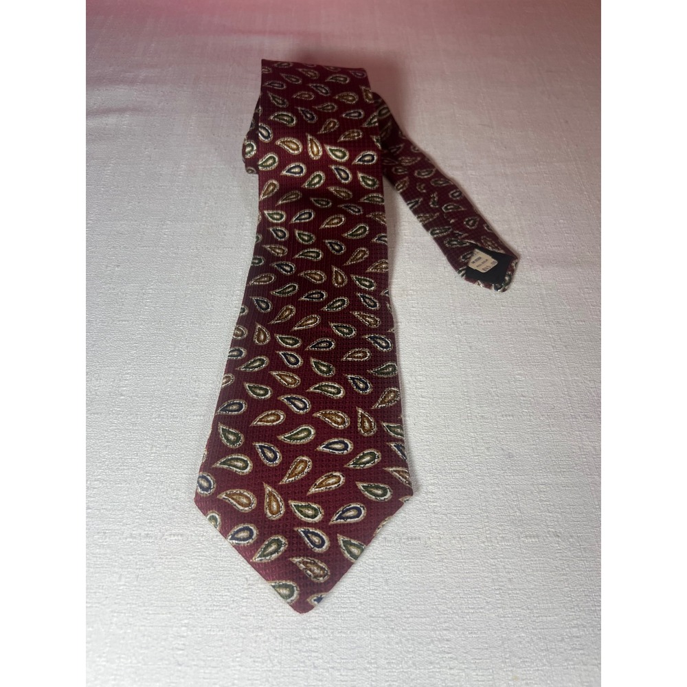 Swank Vintage Silk Tie Burgundy Paisley Geometric Textured Made in USA Mens